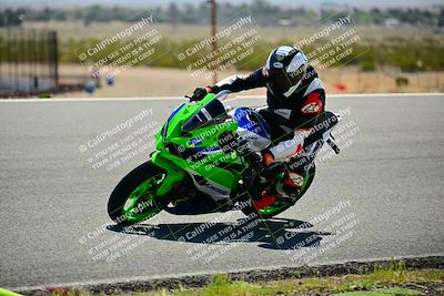 media/Apr-13-2025-TrackXperience (Sun) [[fb1ef998a6]]/Level 2 (Intermediate)/Turn 8 (Session 3)/